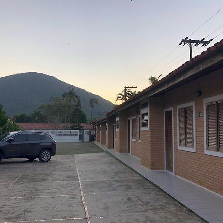Hotel Pousada Nosso Cantinho Ubatuba Buitenkant foto