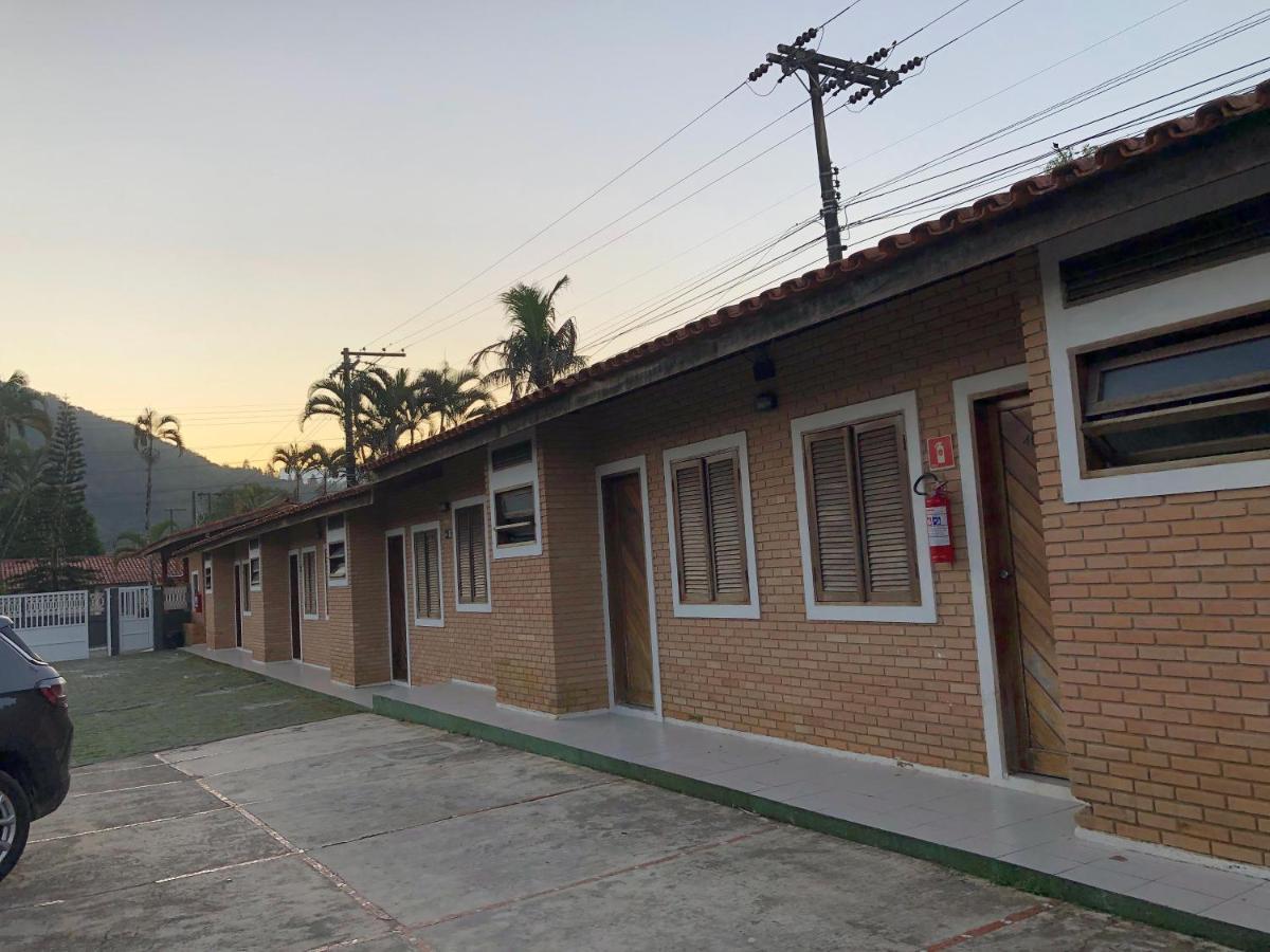 Hotel Pousada Nosso Cantinho Ubatuba Buitenkant foto